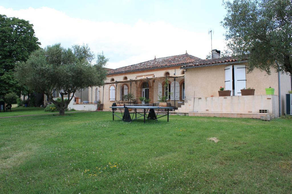Domaine De Soulery Bed and Breakfast Beaupuy  Exteriör bild