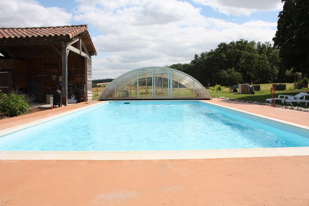 Domaine De Soulery Bed and Breakfast Beaupuy  Exteriör bild